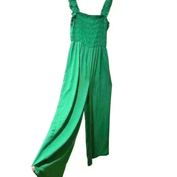 SHE+SKY Stretchy Smocked Wide Leg Jumpsuit Green Size M #203 - Picture 5 of 8